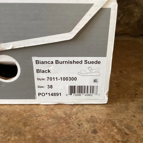 Dansko Bianca Platform Sandal Black Burnished Suede EU 38 US 7.5-8 Women Shoes - Picture 5 of 9